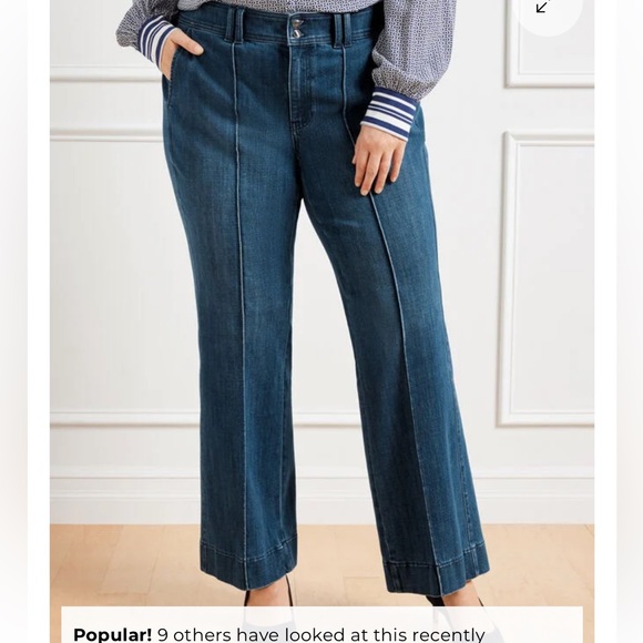 Talbots Denim - Talbots FLARE LEG PINTUCK JEANS - LAPIS WASH
Size 8